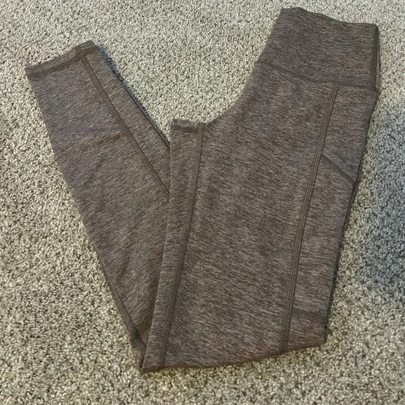 The Hugger Leggings by Aerie - Picture 4 of 5